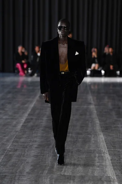 Look 36